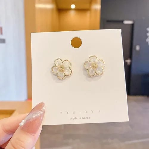 white rose earing